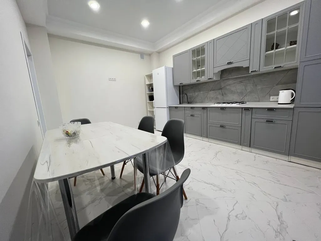 Новая светлая квартира со всеми удобствами