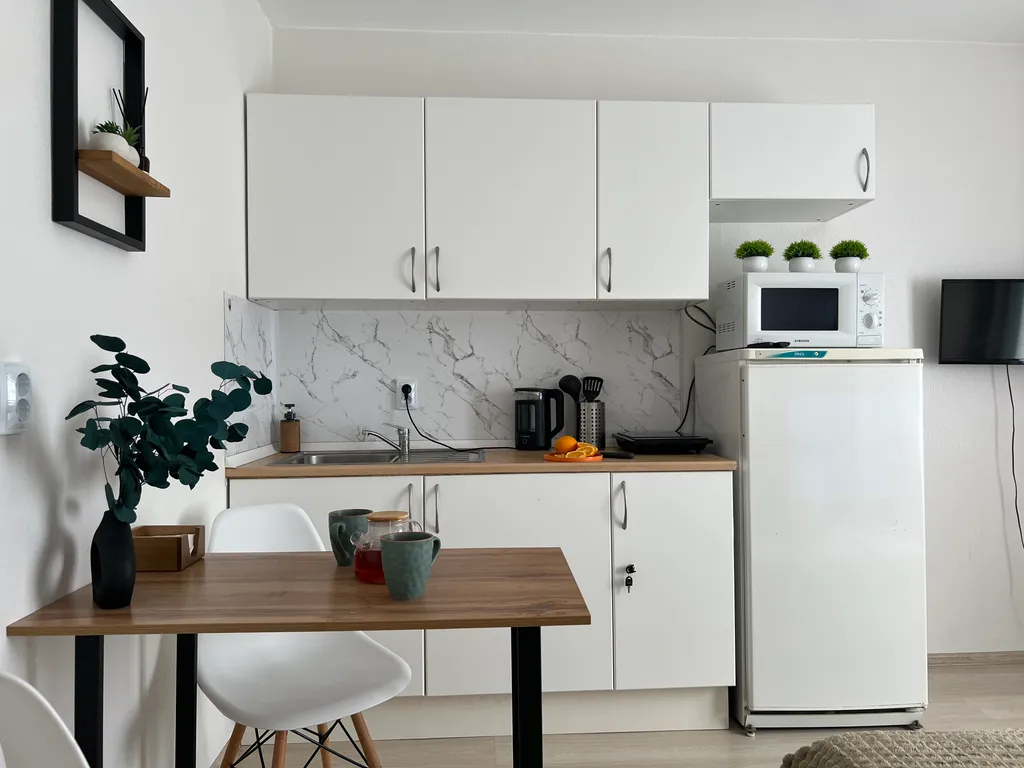 Студия в современном спальном районе