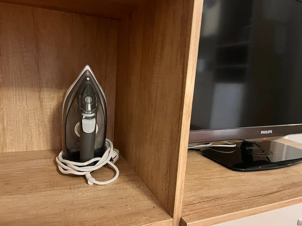 Квартира Студия центр уютная светлая, ТЦ Вояж, парковка, кафе, аквапарк, источник — Тюмень