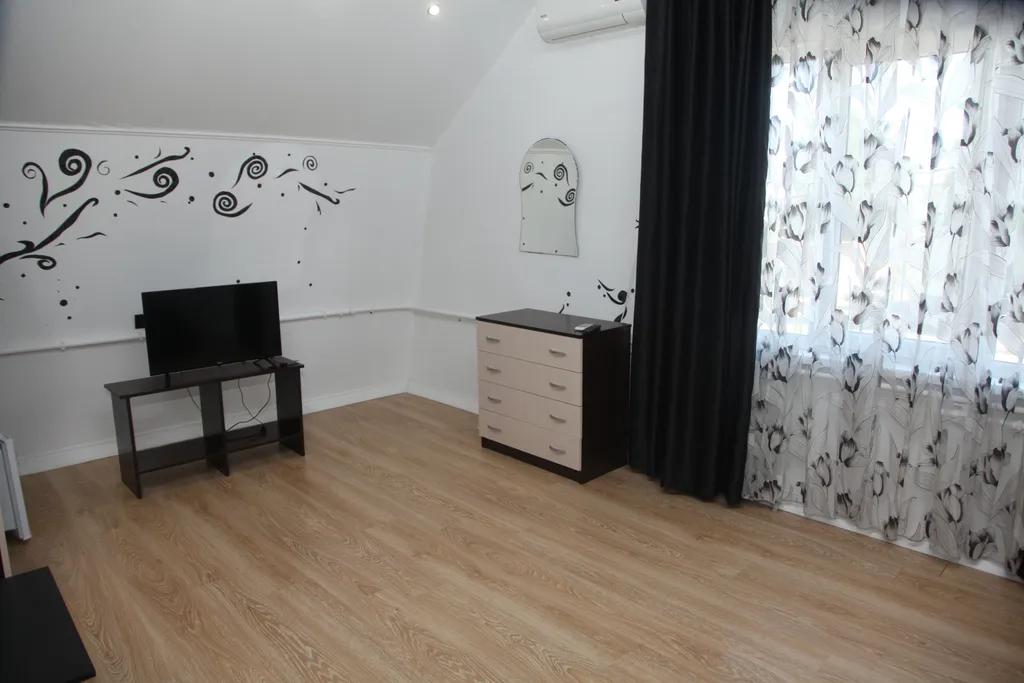 Дом в тихом районе города