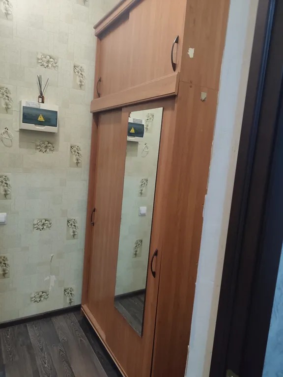 Студия в историческом районе города с красивым видом из окна