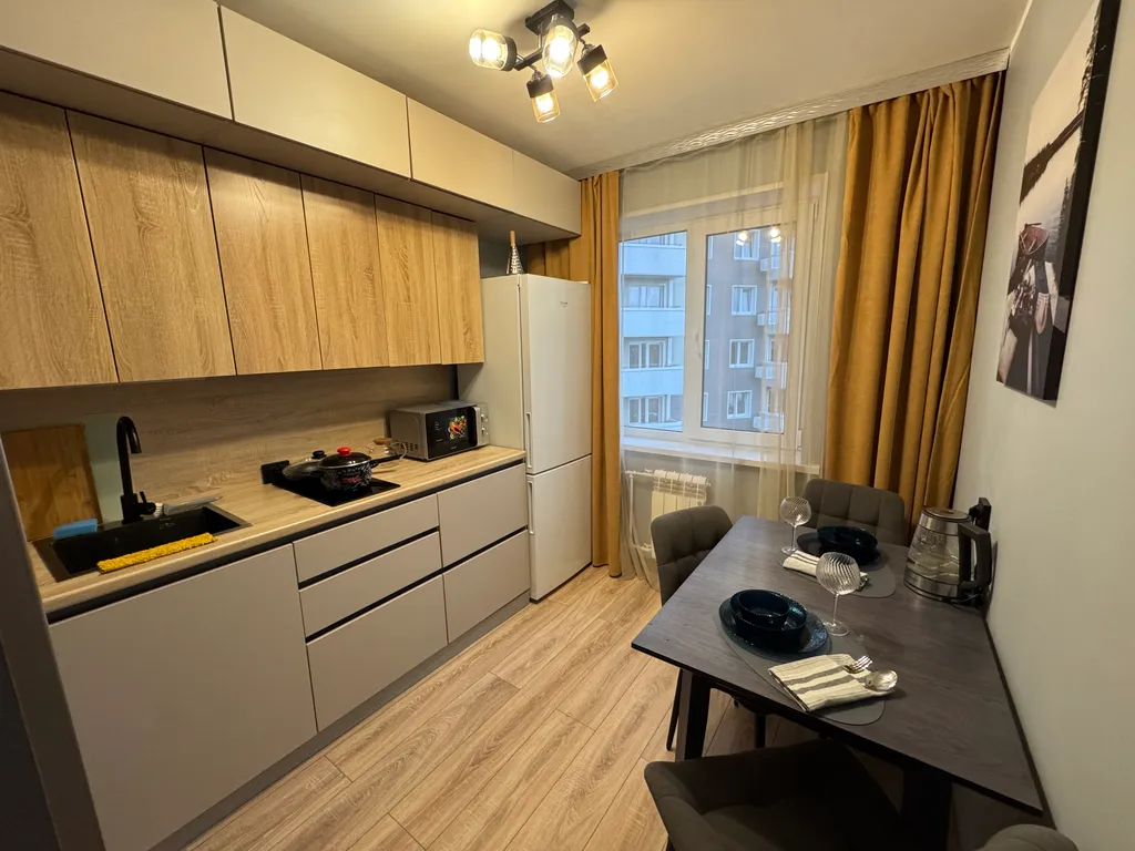 Солнечная квартира с ремонтом 2025 года — аренда посуточно в Артём