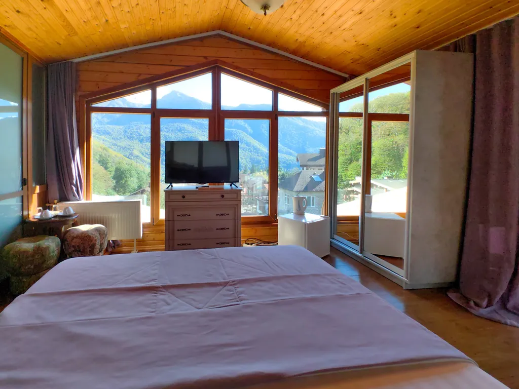 Панорамный делюкс с балконом