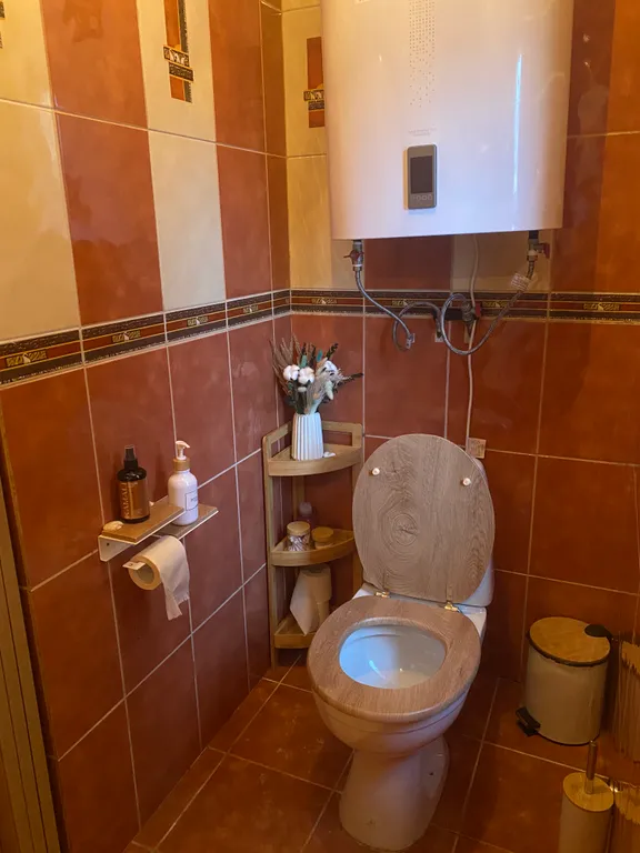 Коттедж Домик с теплым бaссейном и баней — Малые Горки