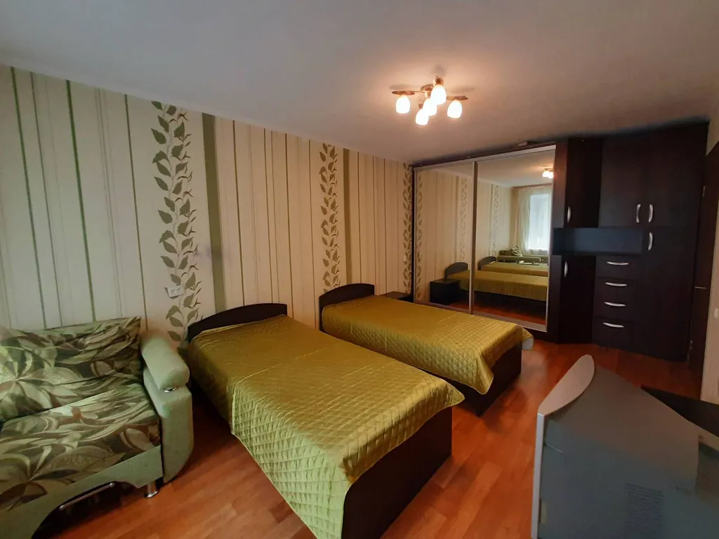 Двухкомнатная квартира полулюкс рядом с центром