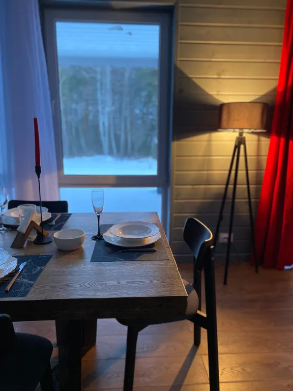 Дом с баней и Сибирским чаном у леса и озера