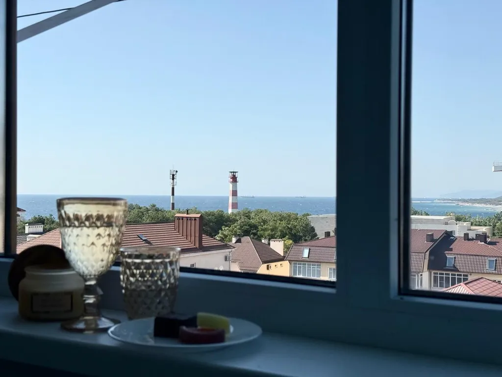 Квартира Светлые апартаменты с панорамным видом на море, горы и маяк — Геленджик