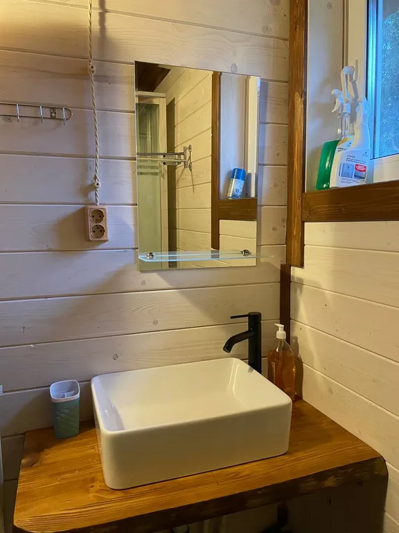 Коттедж в 100 метрах от озера