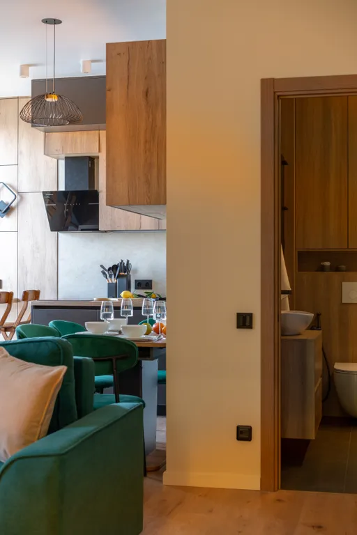 Просторная дизайнерская квартира с видовой терассой на берегу моря