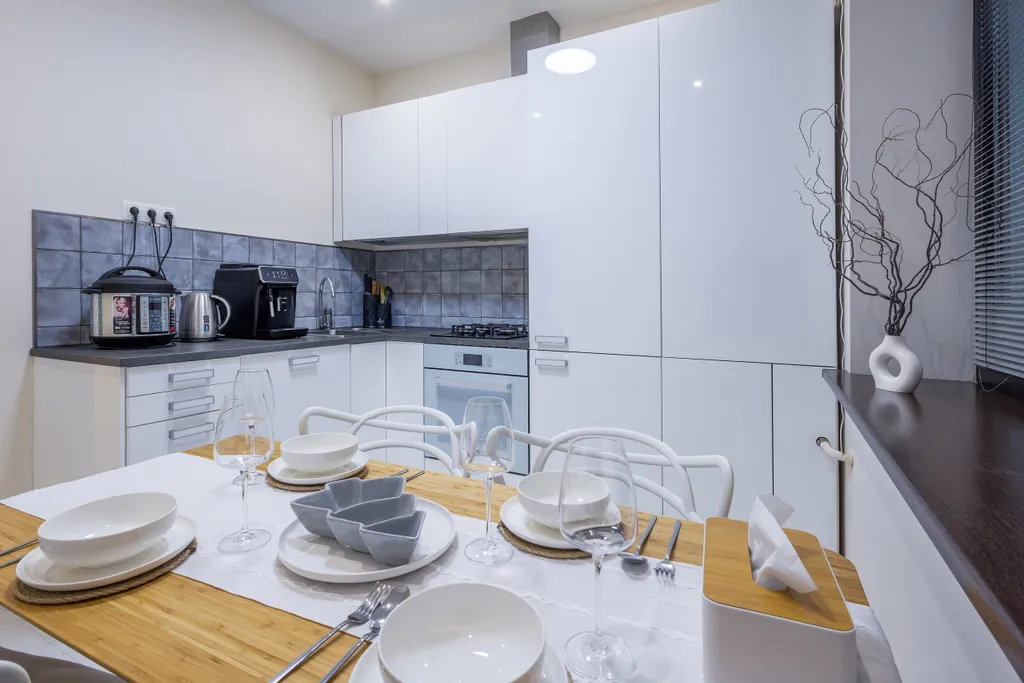 Квартира MyHomeYourHome в клубном доме с бассейном