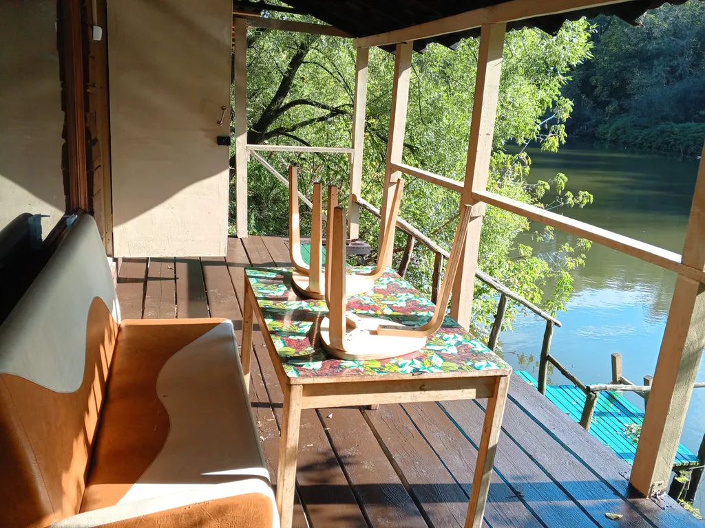 Коттедж Коттедж Избушка с баней для рыбалки и отдыха — Володарского