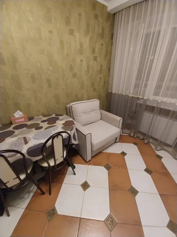 Уютная квартира в элитном районе города с развитой инфраструктурой