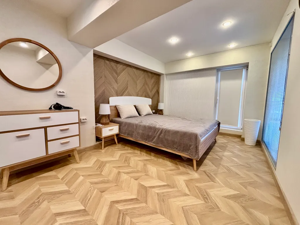 Кругозор туан-хаус с видом на реку