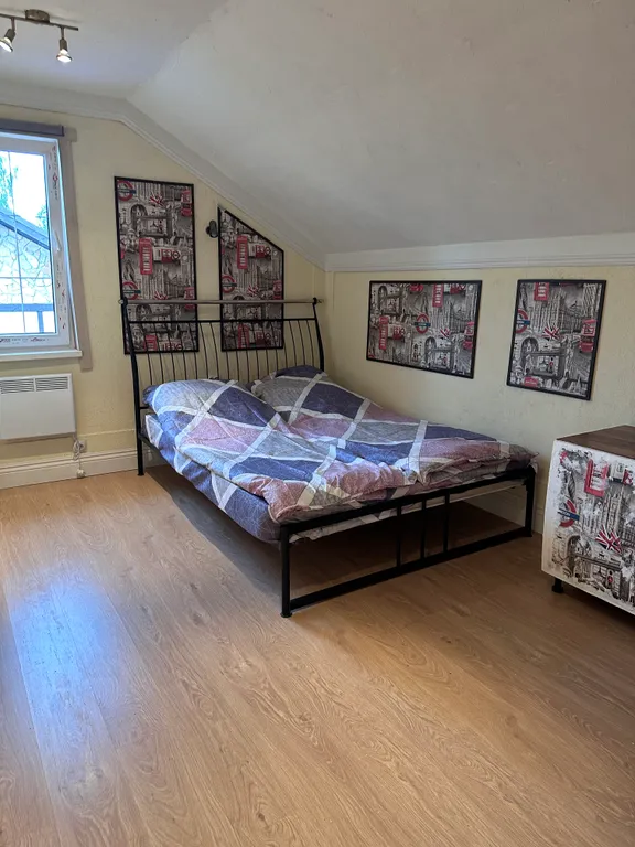 Уютный коттедж с дизайнерской отделкой и сауной