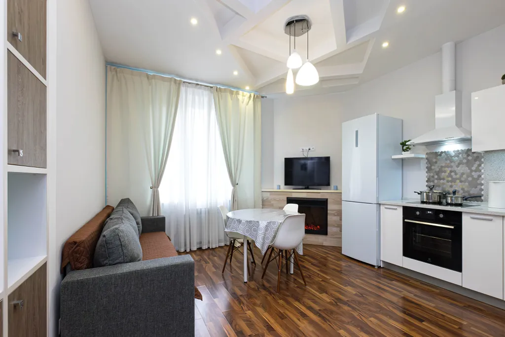 Большая семейная трёшка студия с видом на Обь и своей набережной