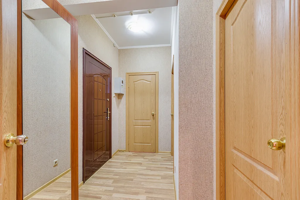 Квартира Солнечная квартира у метро — Санкт-Петербург