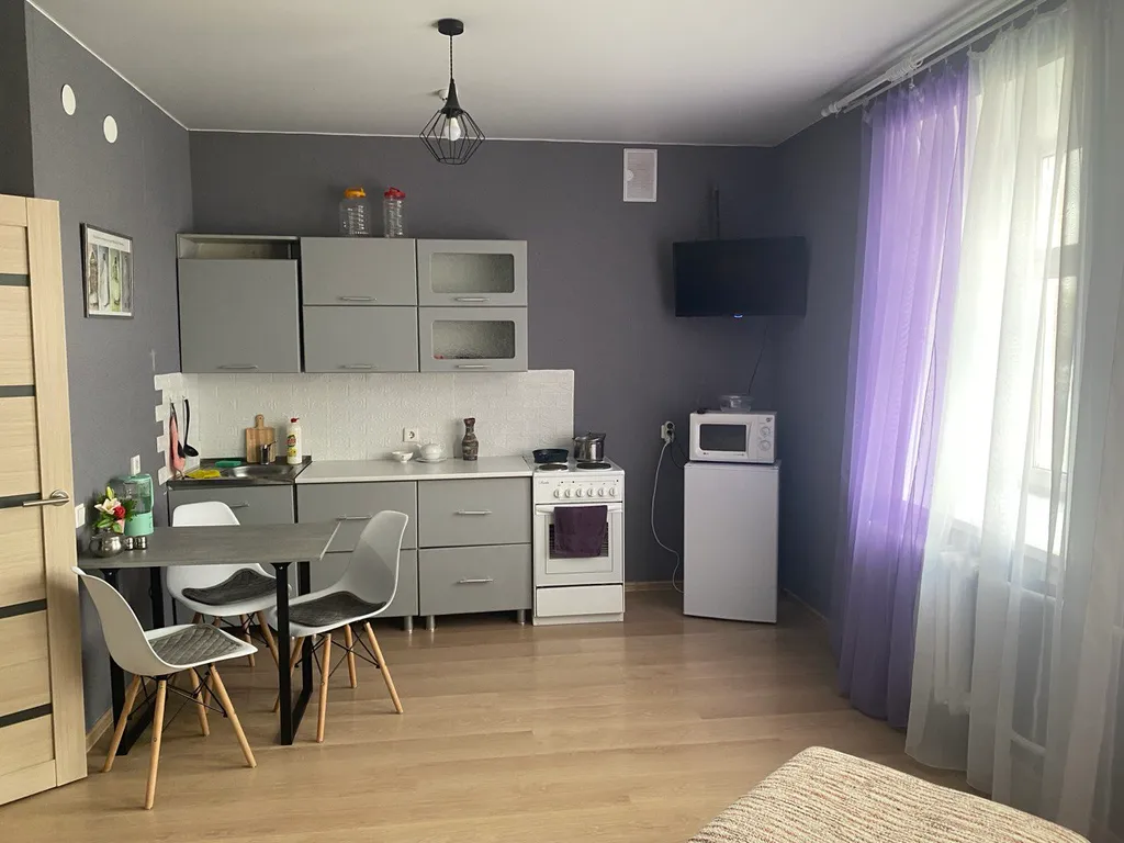 Квартира Студия в центре города — аренда посуточно в Ишим