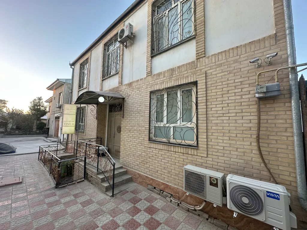 Уютная комната в центре древней Бухары