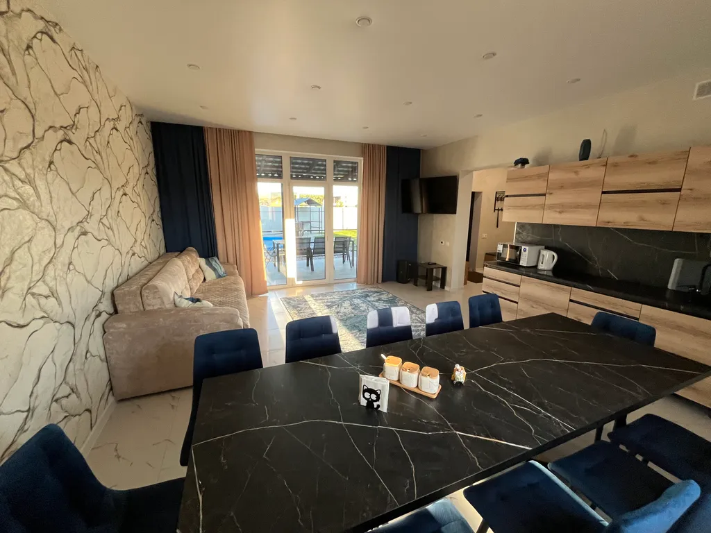 4-комнатный Дом