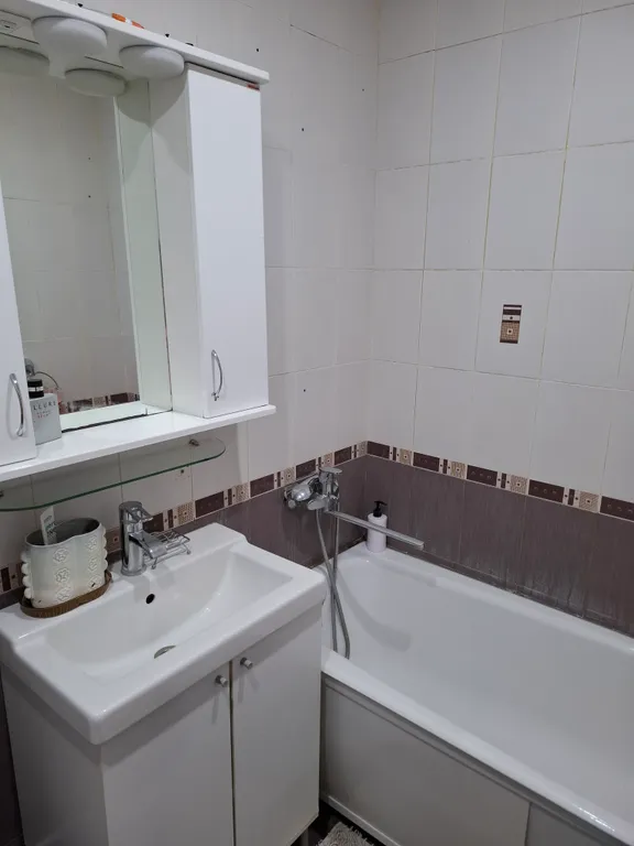 Квартира Уютная 1-комнатная квартира в центре поселка — Артёмовский