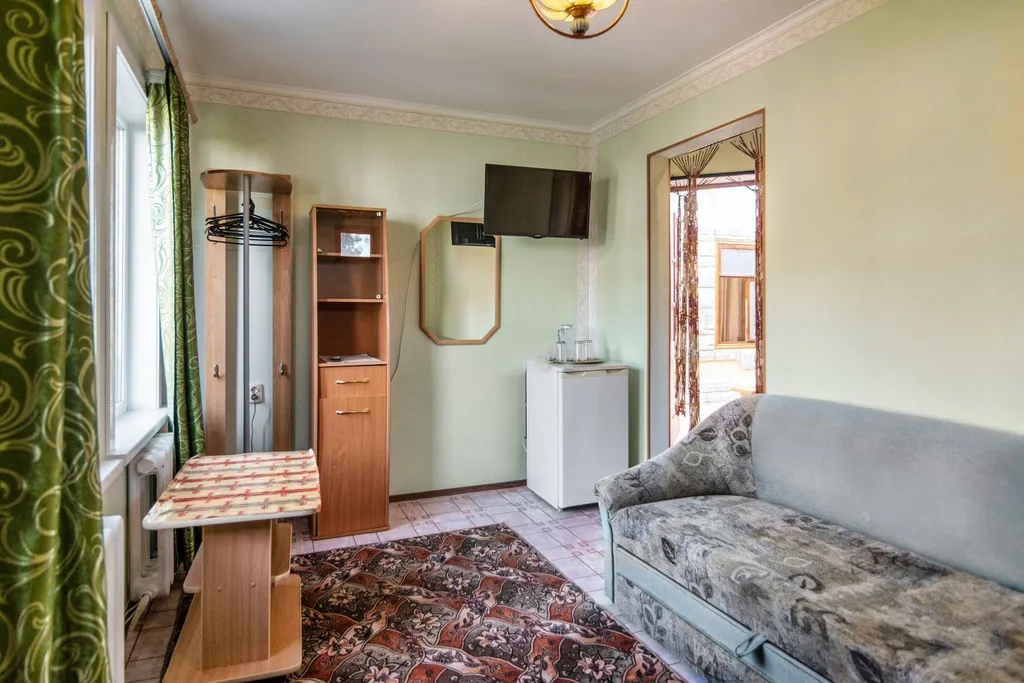 Квартира Квартира Улучшенный двухместный номер с дополнительным местом — Геленджик