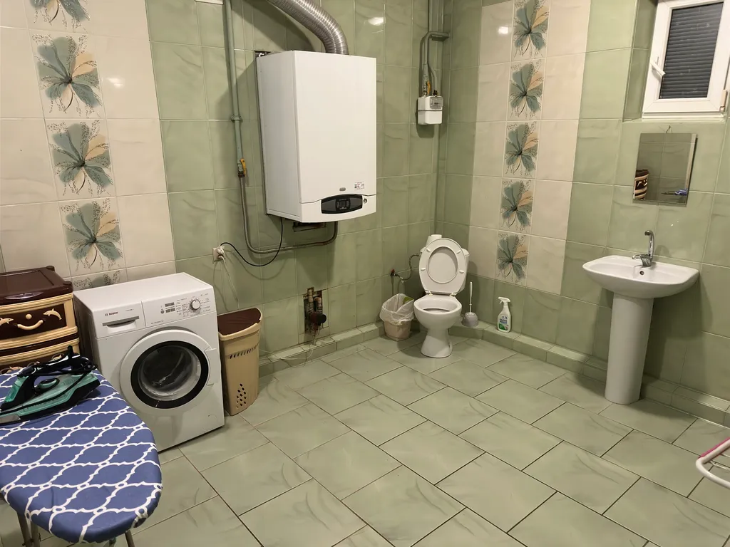 Частный дом с камином