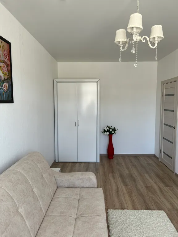 2к квартира с видом на бассейн ЖК «Кипарис»