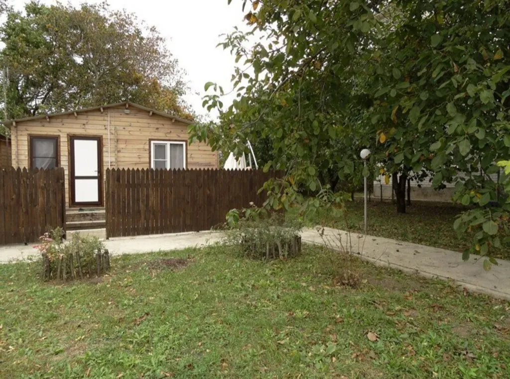 Коттедж Дом под ключ с двориком — аренда посуточно в Витязево