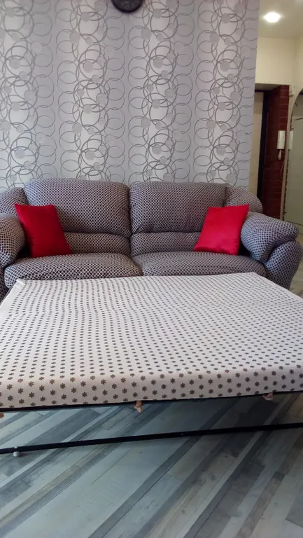 Кондиционер и камин.