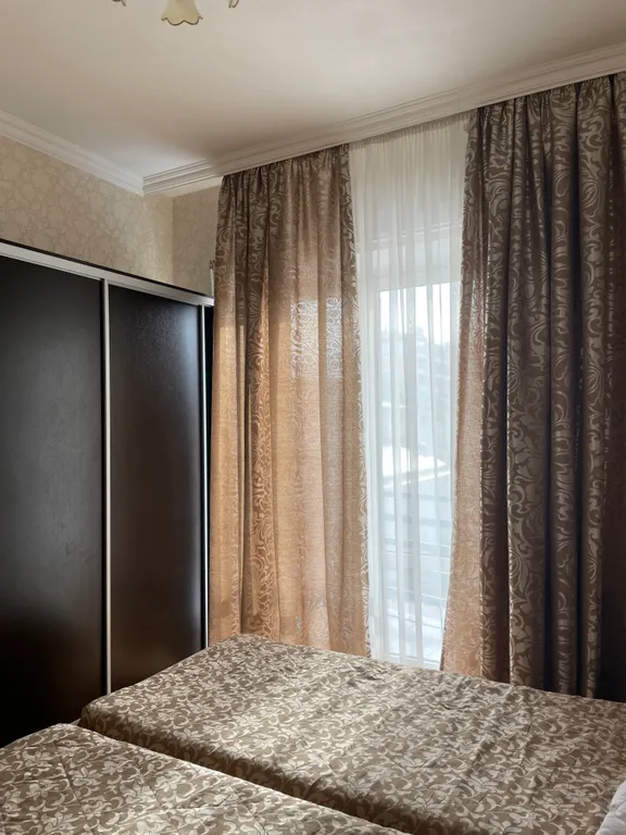 Квартира 3-комнатная Квартира — Анапа