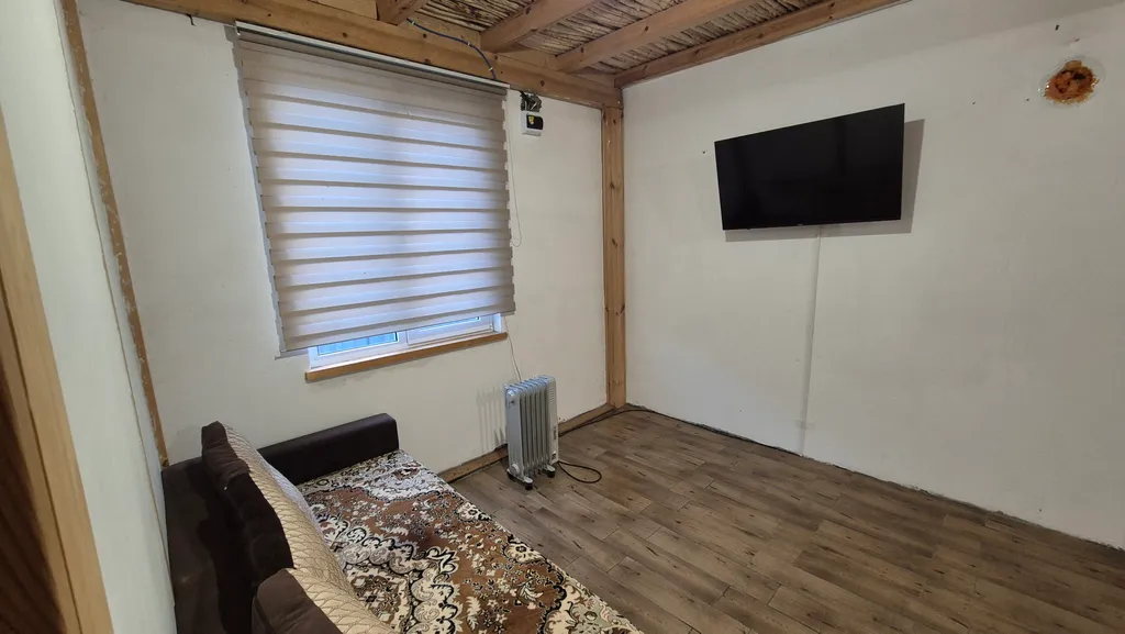 Домик с камином в горах