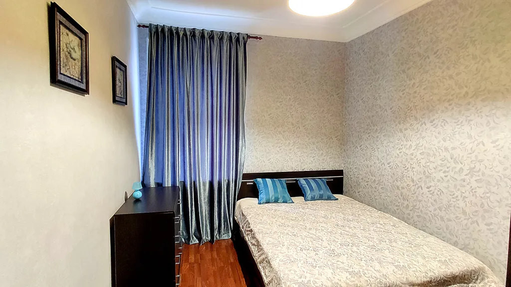 Два шага от центра