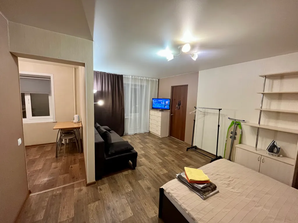 Уютная квартира в центре города в районе гипермаркета Семья