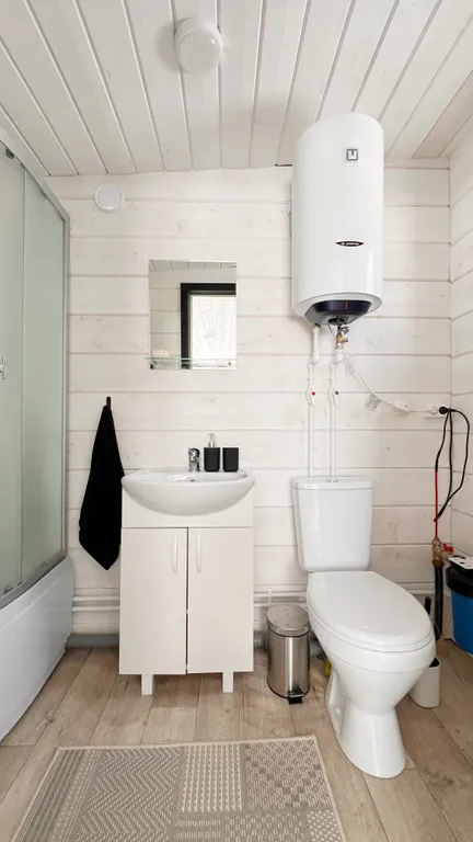 Коттедж Домик у реки с террасой — Тосно