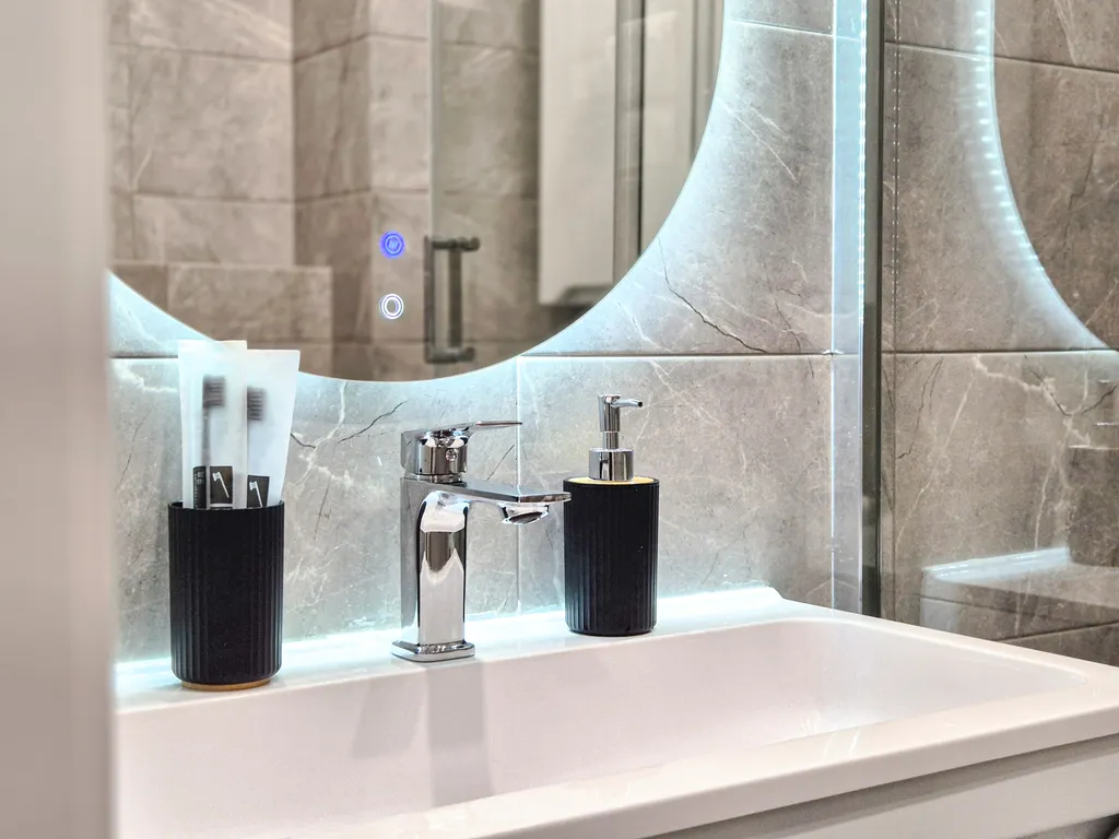 Студия с видом на реку