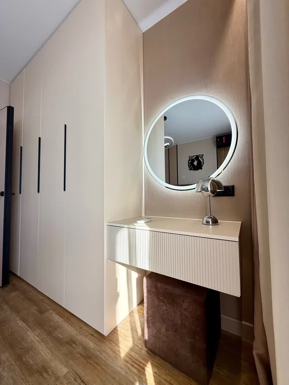 Новая квартира с потрясающим видом из окна на город