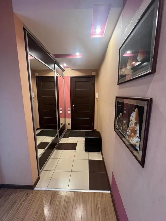 Красивая большая дизайнерская квартира около Чаши и центра