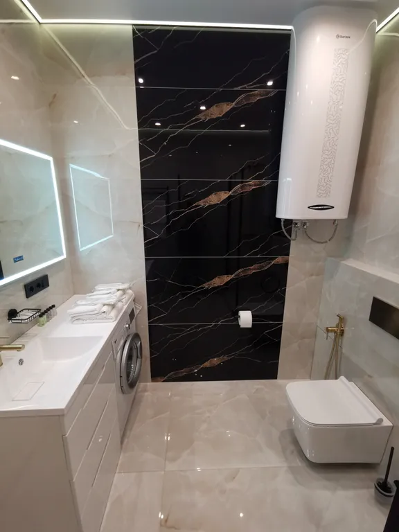 Студия, квартира с балконом в центре