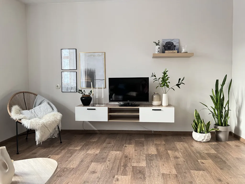 Квартира Просторная квартира с видом на сквер — Красноярск