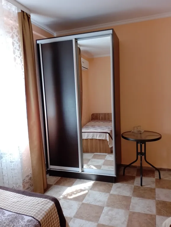 Уютная комната с отдельными кроватями на 2-ом этаже