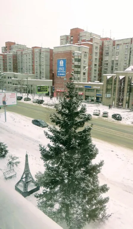 Квартира Удобная квартира над Эйфелевой башней) — Новосибирск