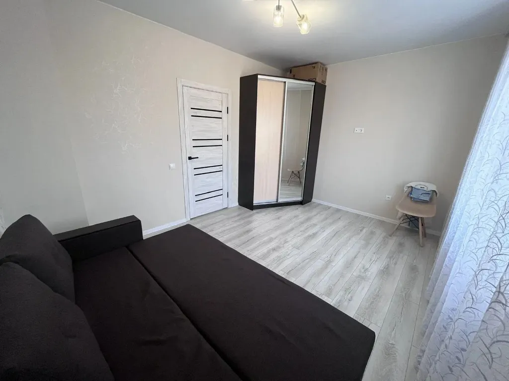 Просторная, теплая двухкомнатная квартира