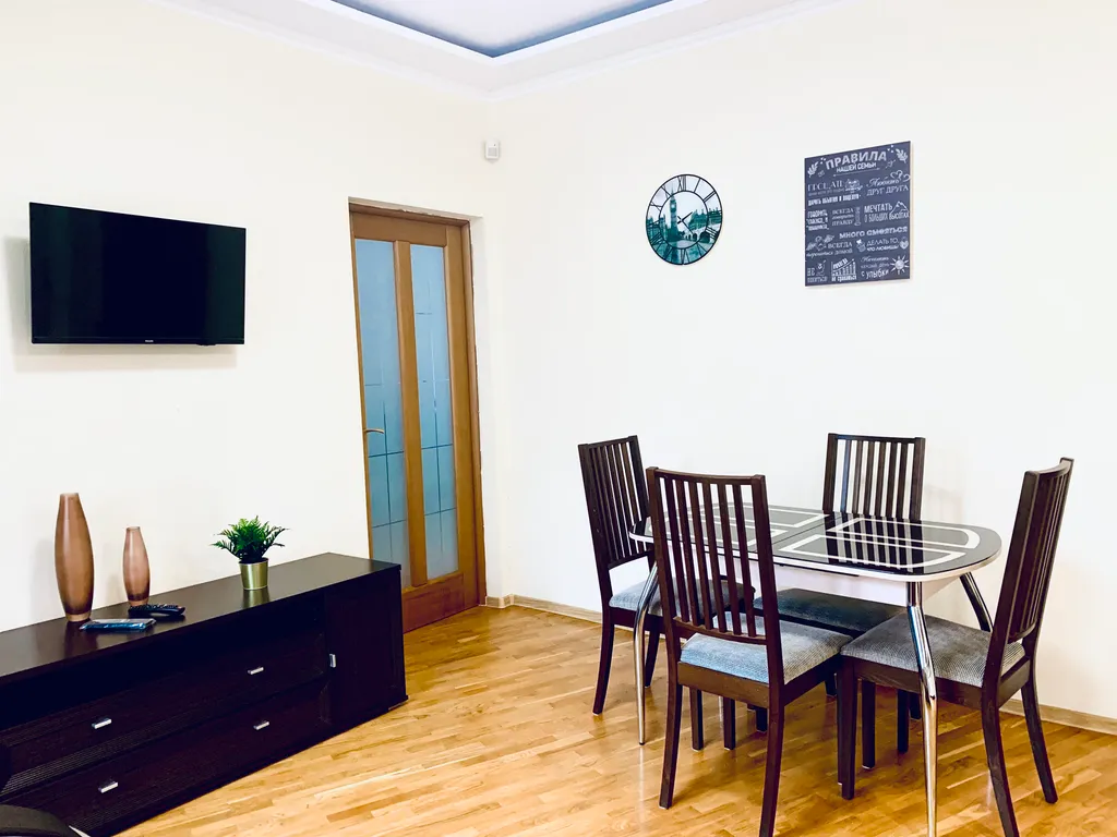 Уютная квартира в тихом центре с парковкой