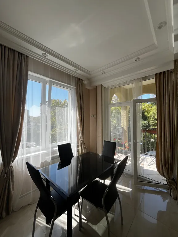 Уютная квартира в самом центре у парка Ривьера