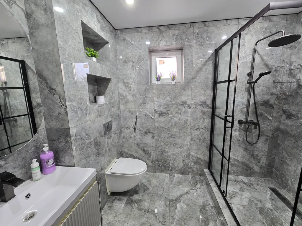 Уютный новый дом в горах