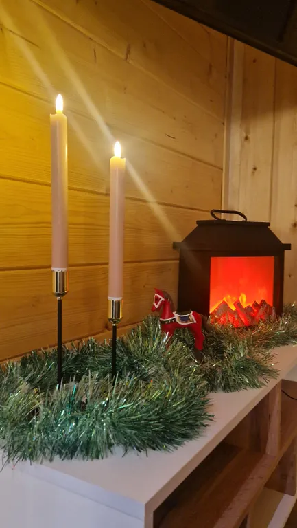 Дом Бархат с горячей купелью и панорамным видом на лесной склон