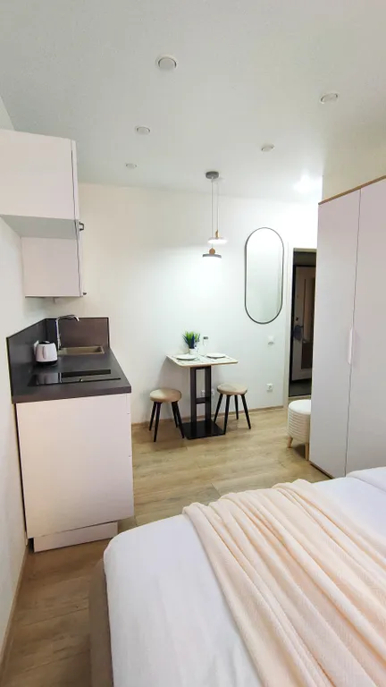 Студия натуральный бежевый