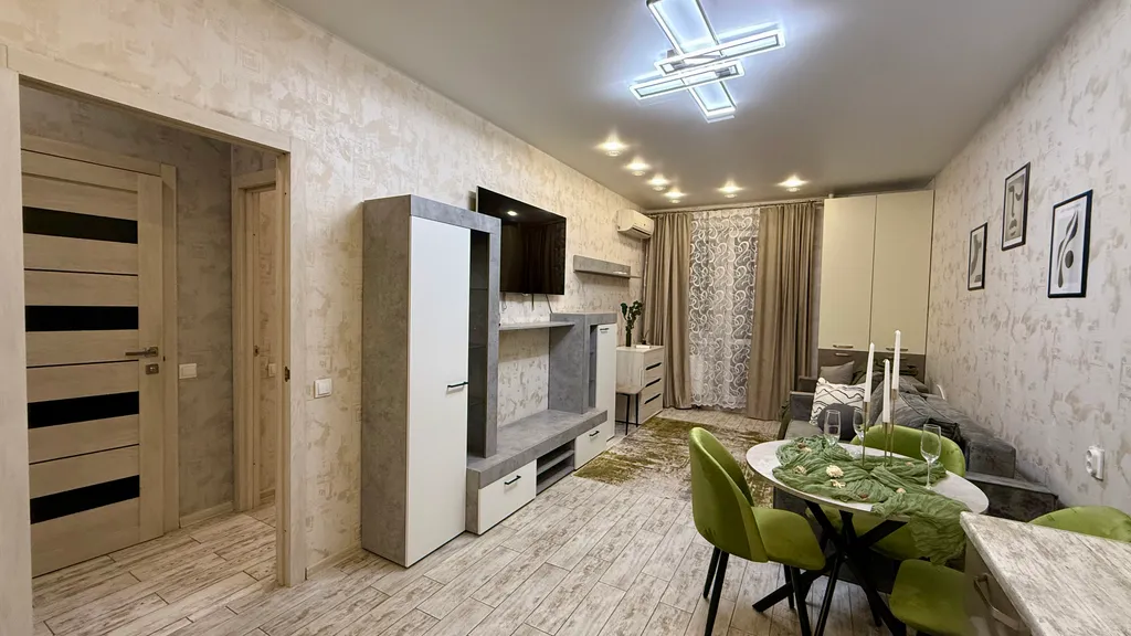 Большая евро2 возле Тула-Арена