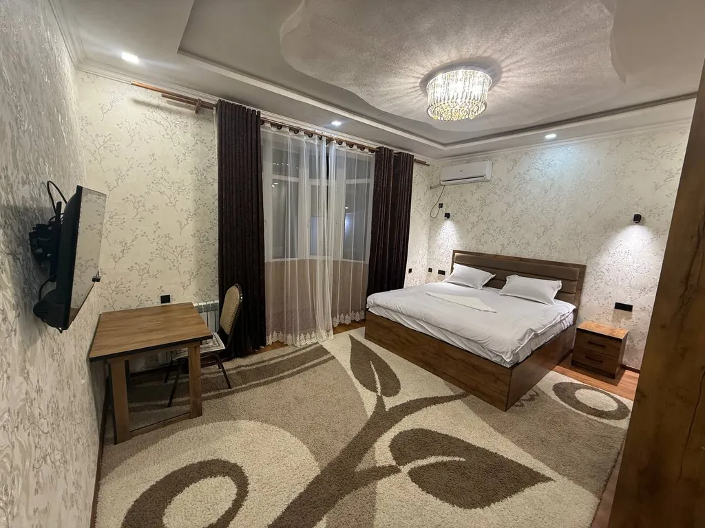 Двухместный номер king size, с личной ванной комнатой, завтрак включен
