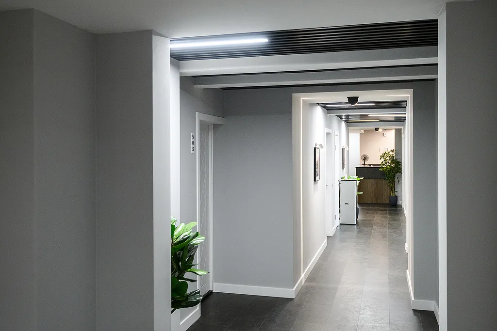 Демократ на Краснопутиловской